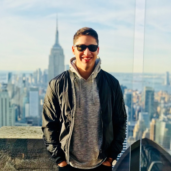 Meet your Posher, Cristian - Picture 1 of 1